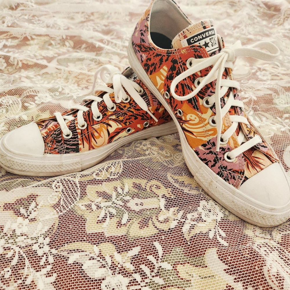 Converse Womens Tropical Print Sneakers Orange Pink Size 9.5/41 Eur - Picture 2 of 10